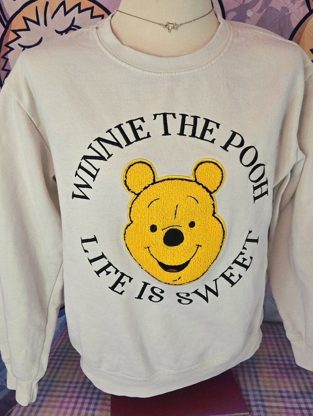 Winnie The Pooh Embroidered Sweater size M Disney